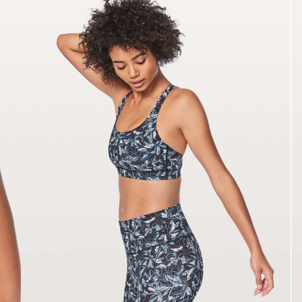 Lululemon Energy Bra‎ Embellished Multi 6
